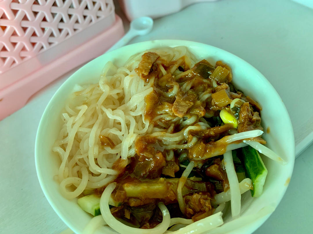 老丁的私房菜-老北京炸酱面