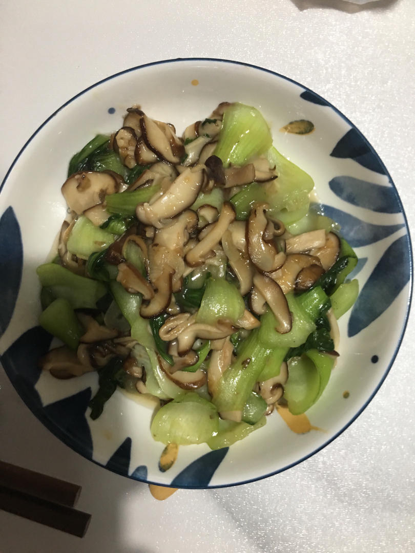 香菇油菜（简单快手）