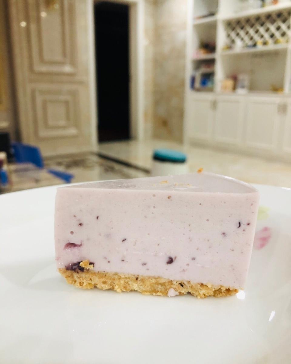 《Tinrry下午茶》教你做蓝莓益力多慕斯