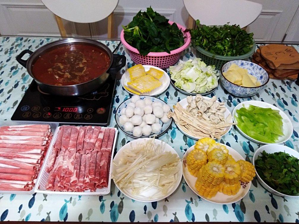 堂妈教你做红汤羊蝎子火锅