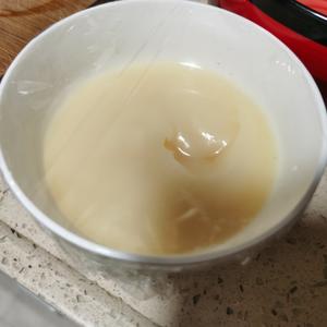 鸡蛋火腿炒米粉的做法 步骤3