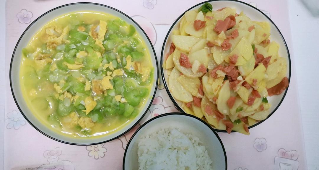 土豆片炒火腿肠