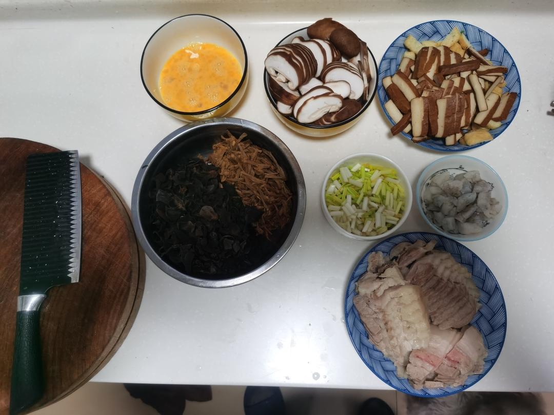 津味三鲜打卤面