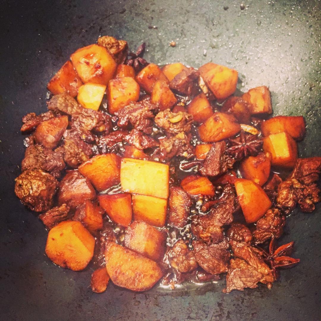 土豆烧牛肉