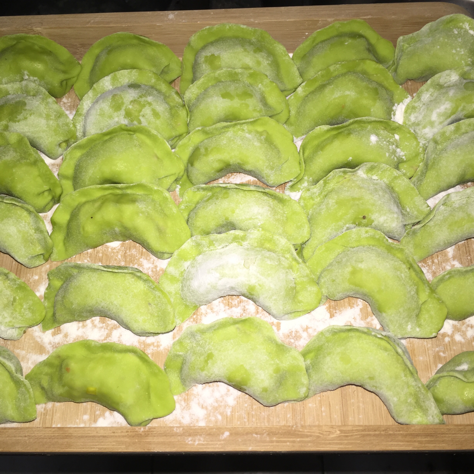 彩色水饺