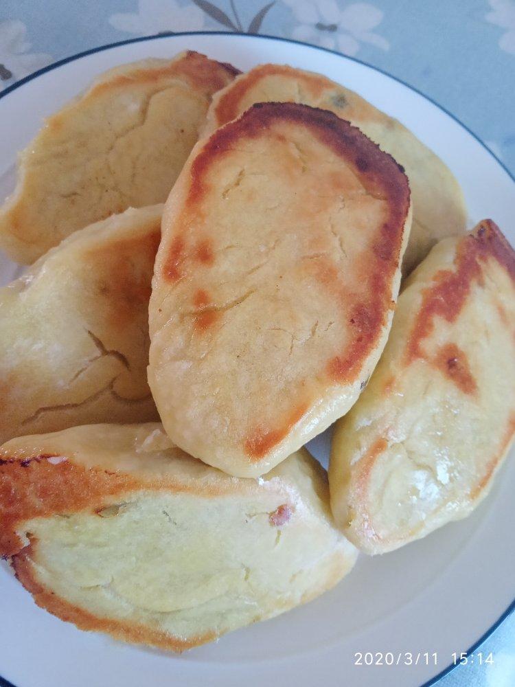 东北玉米面菜饼子