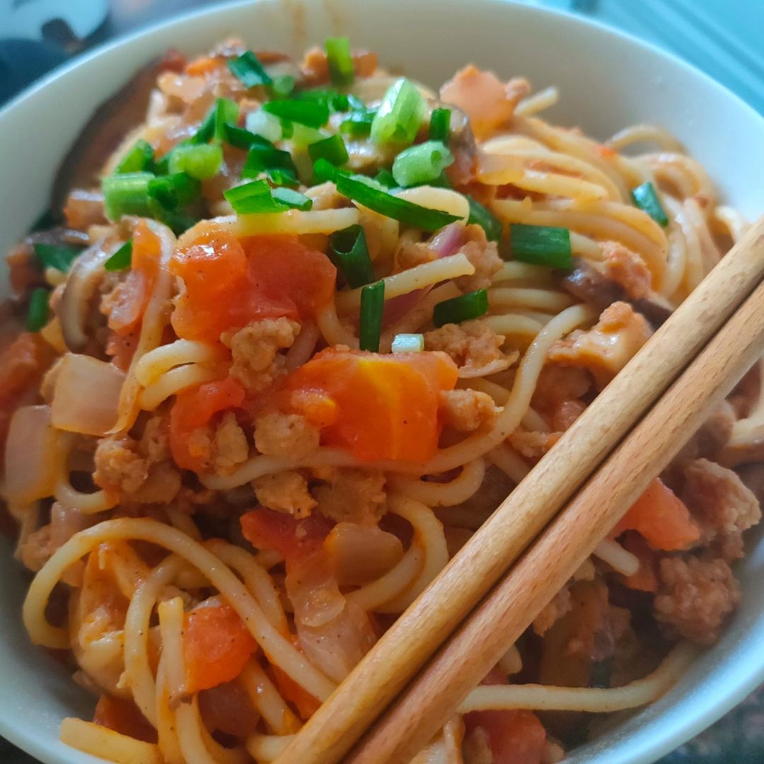 番茄肉酱意大利面