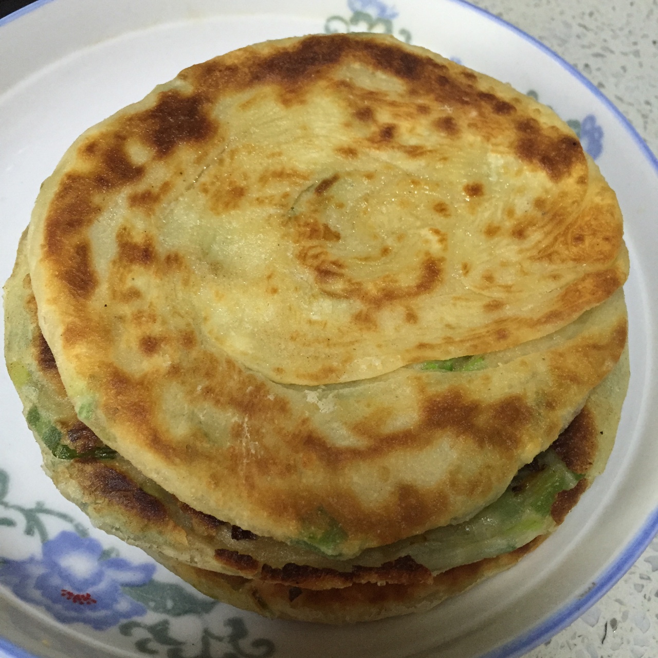 ζ精灵゛做的黄磊版葱油饼