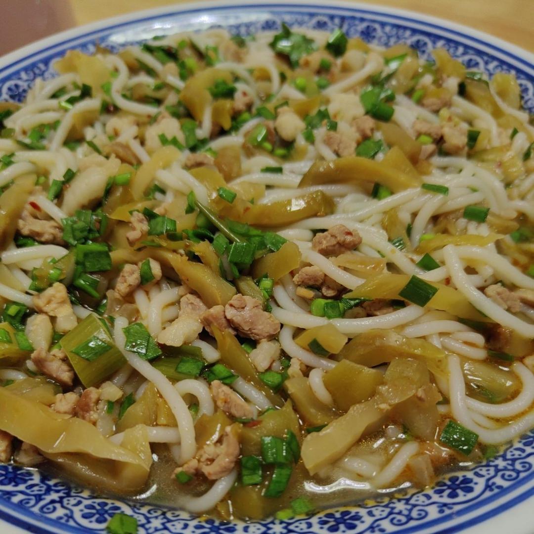 超快手的榨菜肉沫粉丝汤