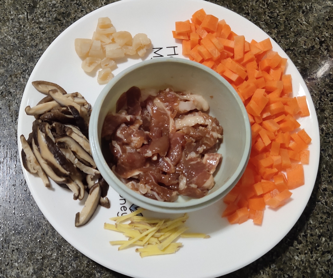 干贝香菇瘦肉粥的做法