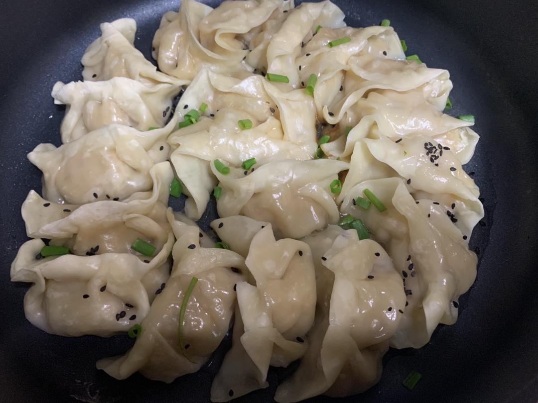 好看又好吃的《花式玫瑰煎饺》，据说这才是饺子的正确打开方式