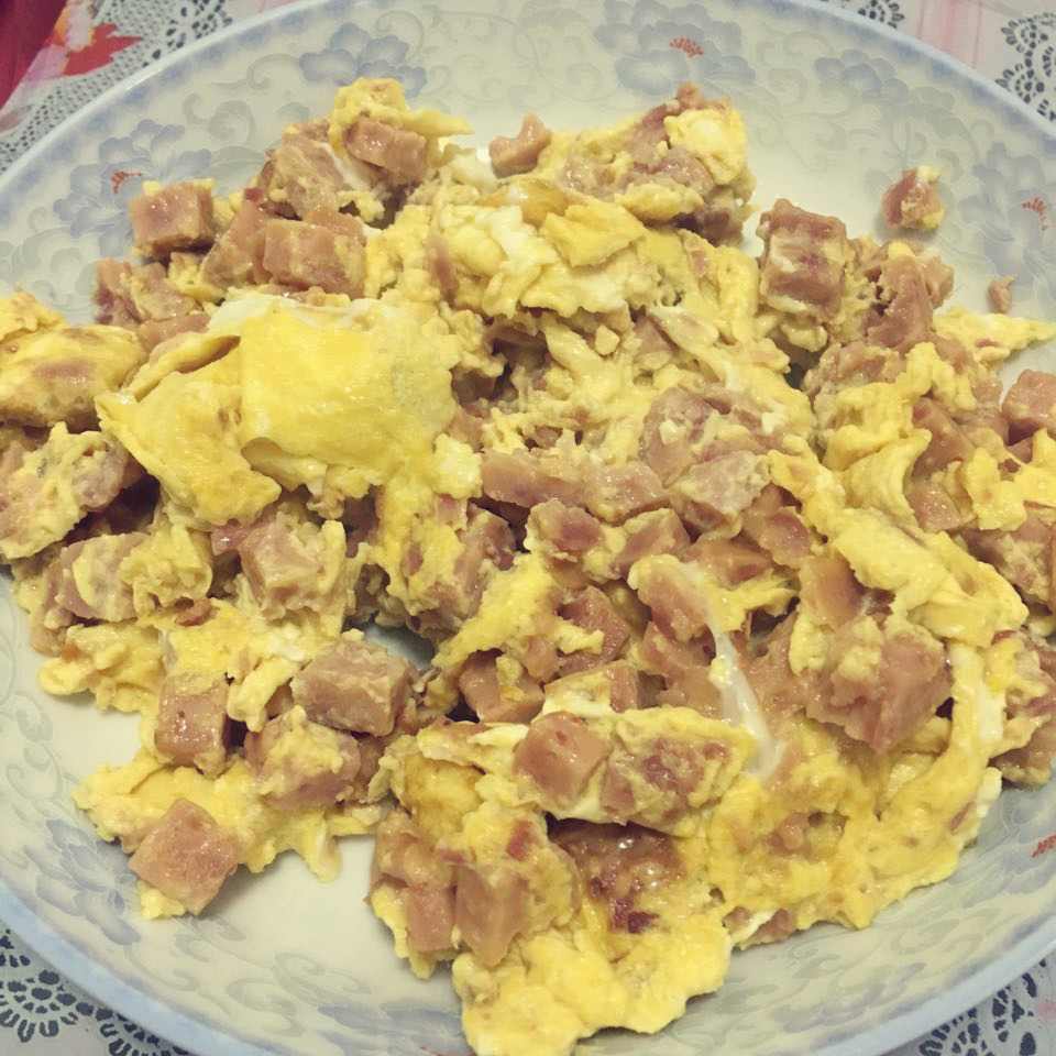 滑蛋午餐肉