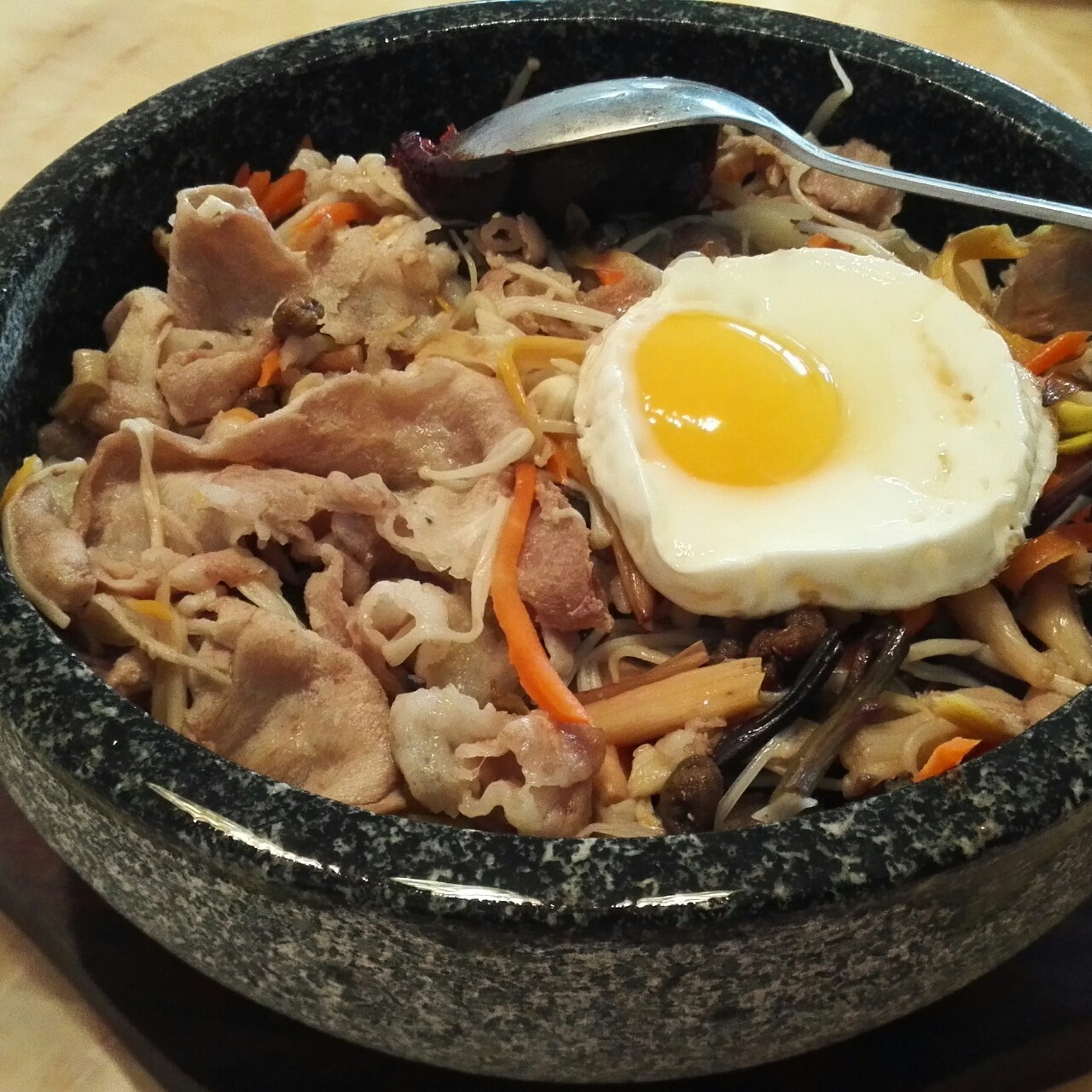 酔沉烟做的石锅拌饭