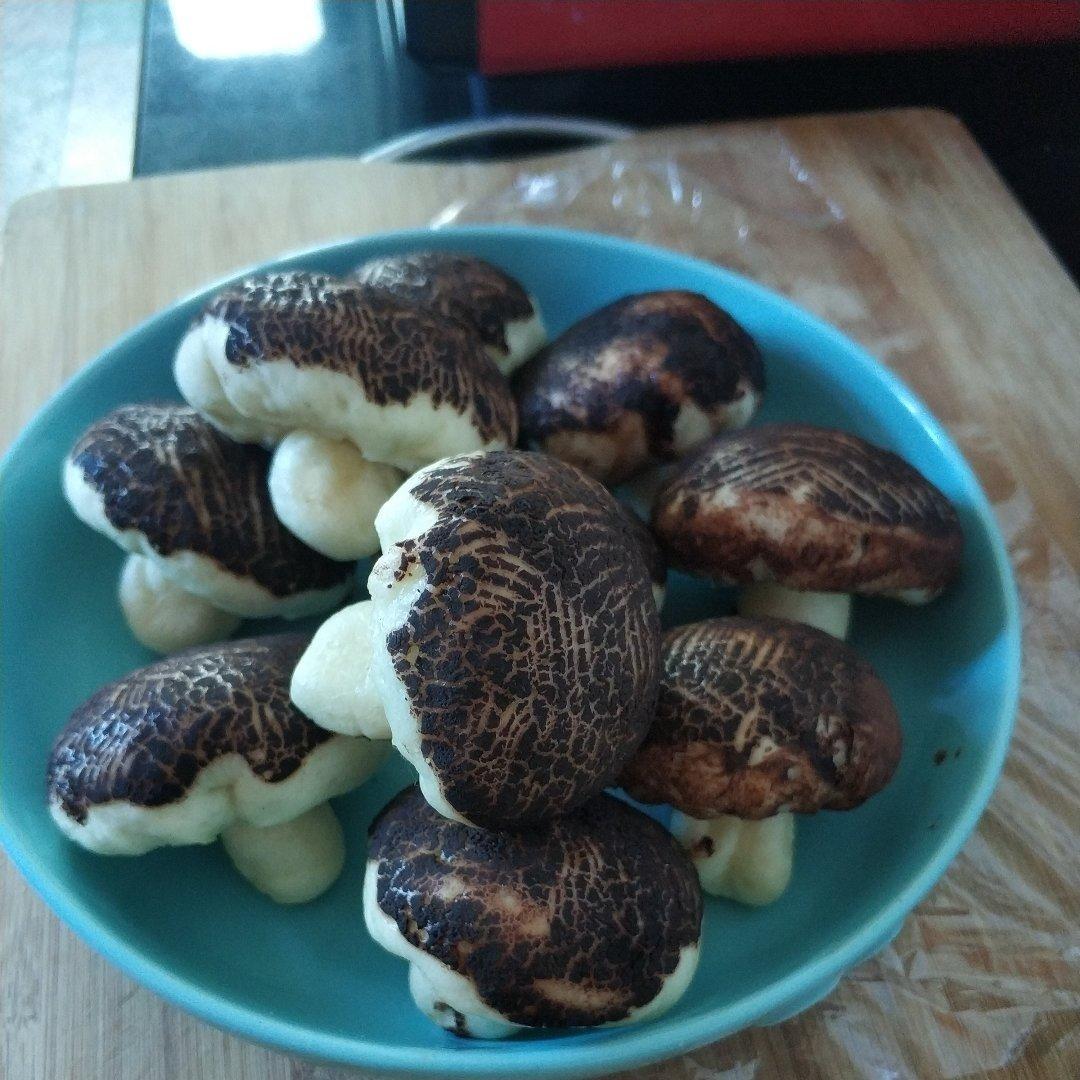 蘑菇包
