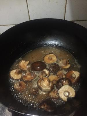 蚝油香菇菜心的做法 步骤4
