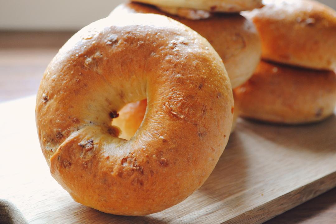 藤田千秋的炸洋葱贝果的做法