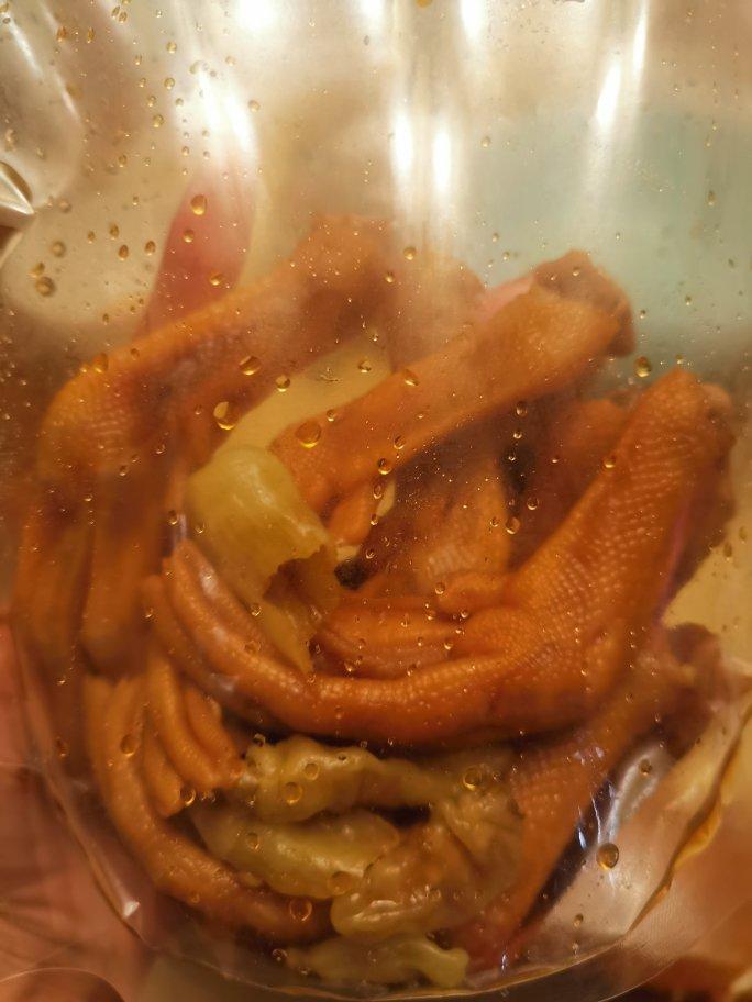 泡椒鸡爪鸭爪