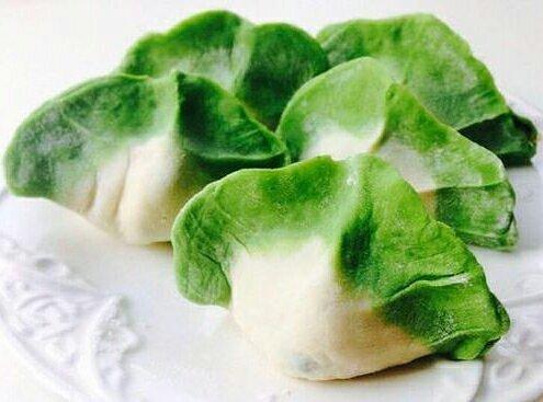 槐花馅翡翠白菜水饺😉