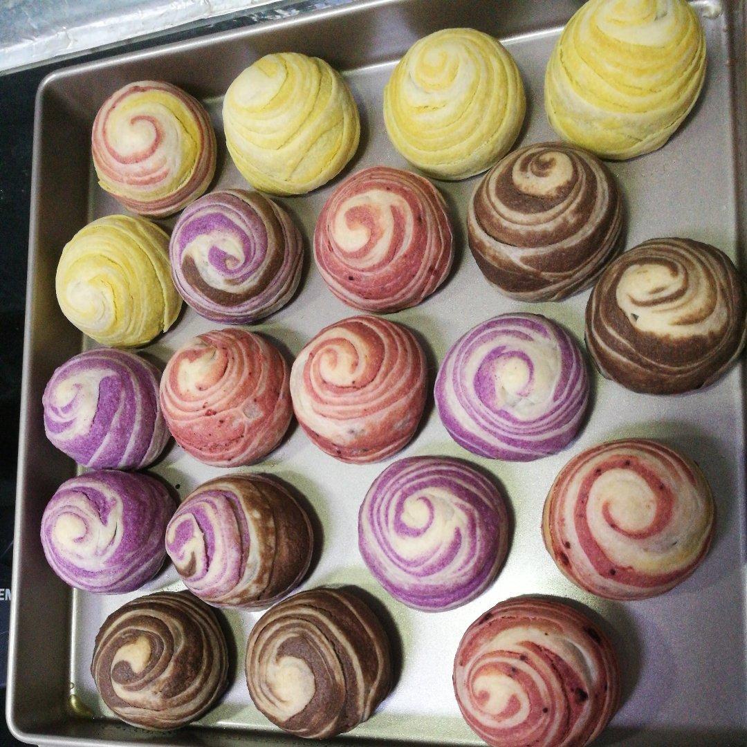 蛋黄酥~紫薯、抹茶、原味~花好月圆，中秋快乐~内附一次做六色蛋黄酥方法~