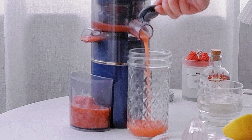 【草莓莫吉托& 抹茶香柠气泡水】的做法 步骤2