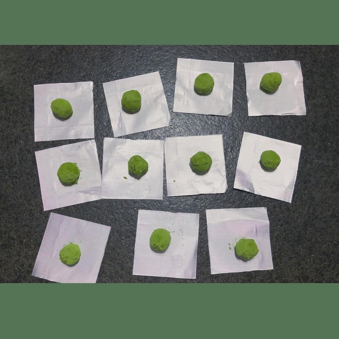 浓抹茶甘纳许松露巧克力