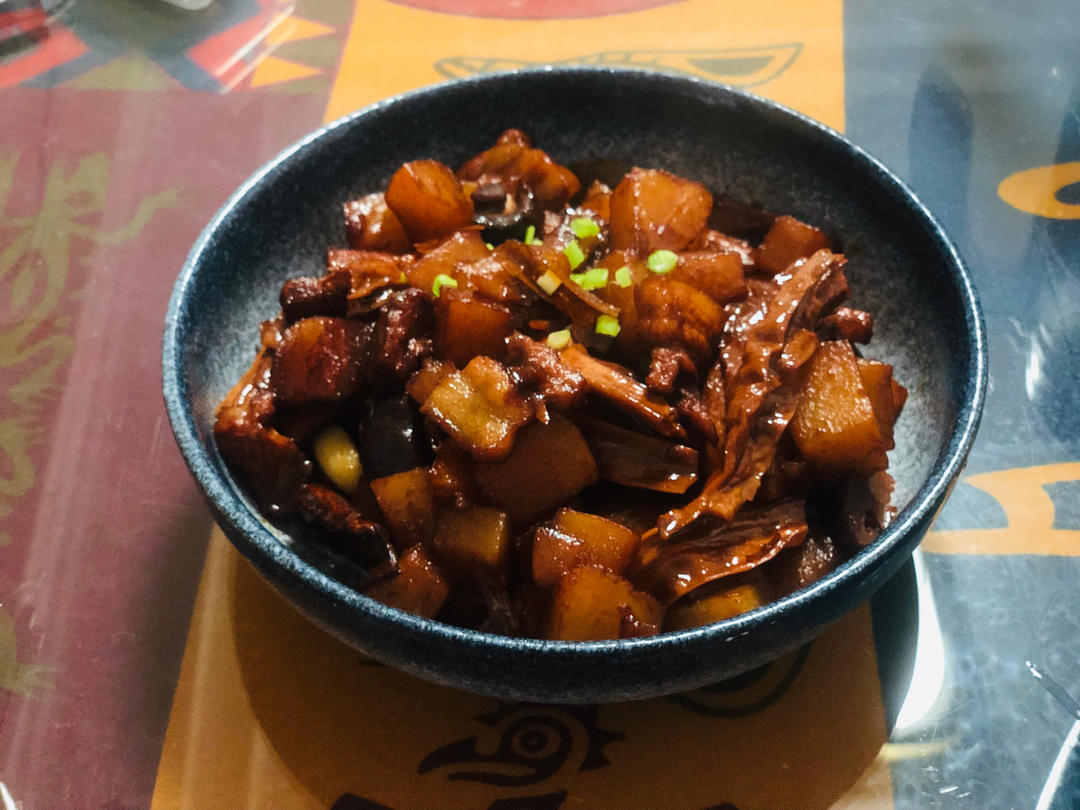 配饭一绝的土豆红烧肉