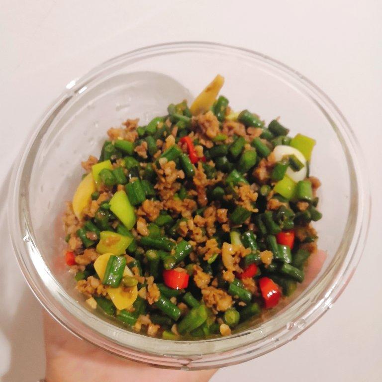 肉沫豆角下饭菜