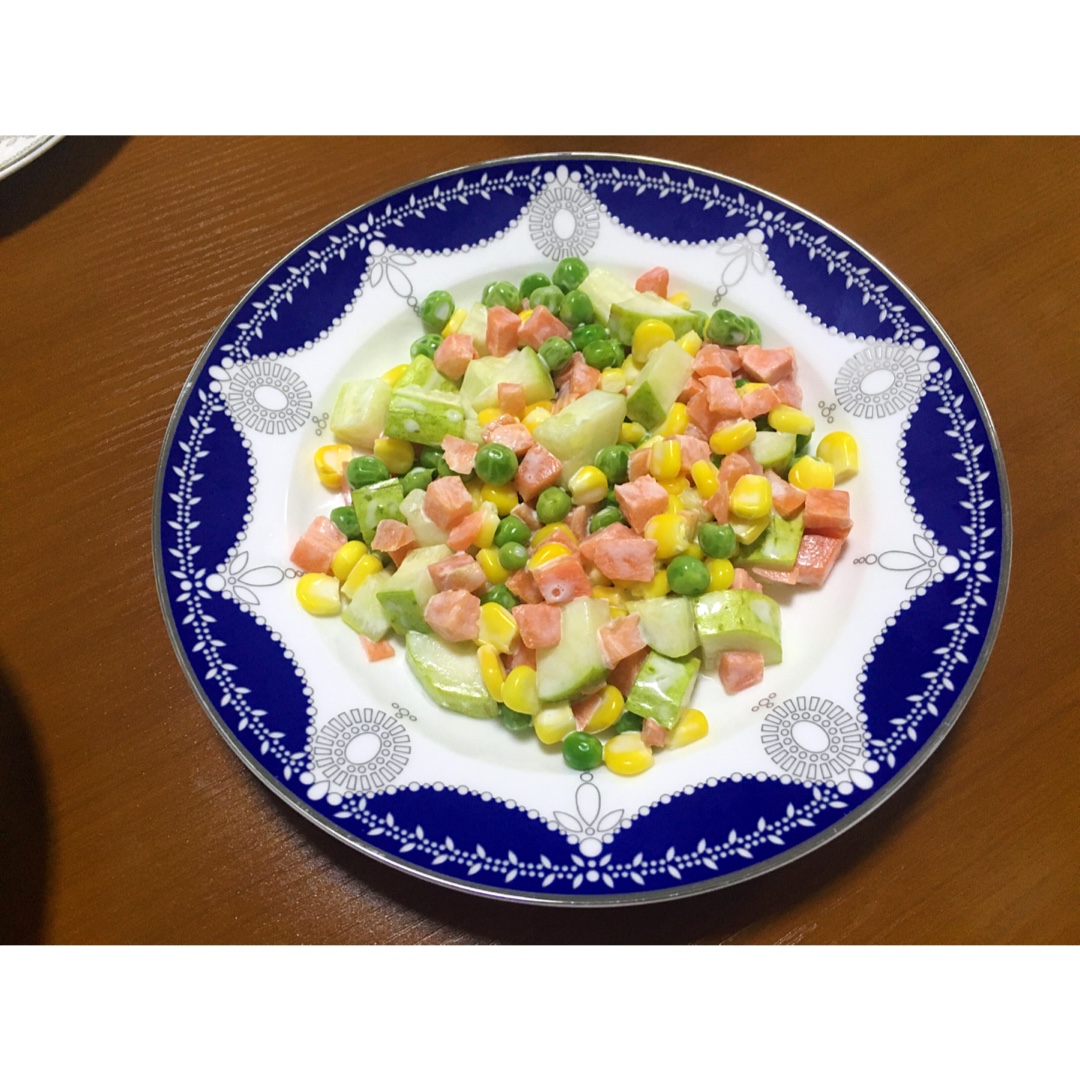 安知鱼未忆做的自制肯德基玉米沙拉