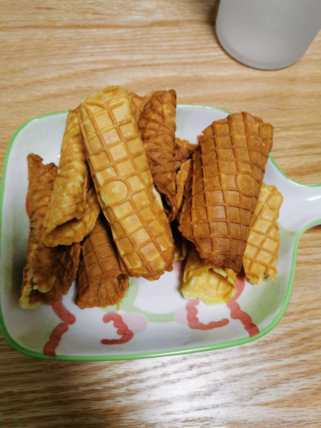 超好吃！鸡蛋面粉就能做出酥脆掉渣的鸡蛋卷，新手易做！零失败