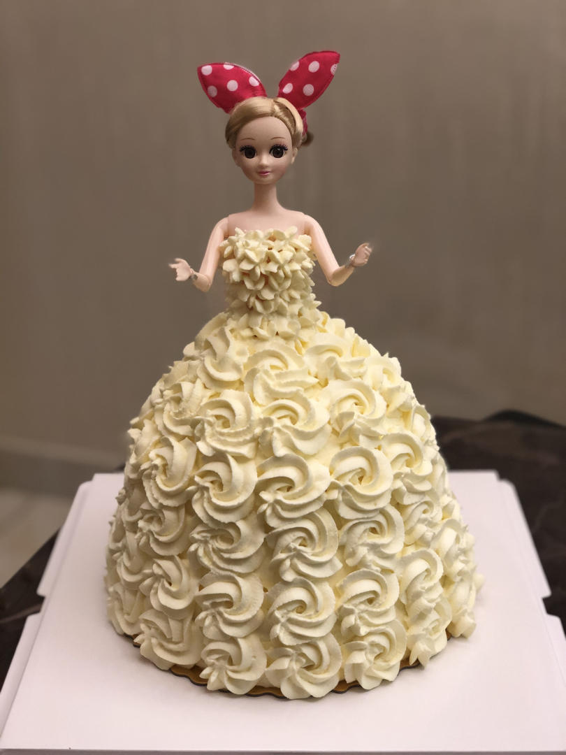 芭比娃娃蛋糕