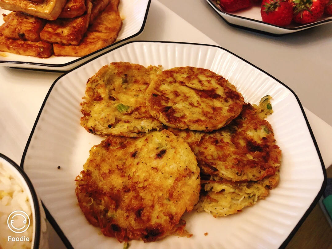 煎面条鱼饼