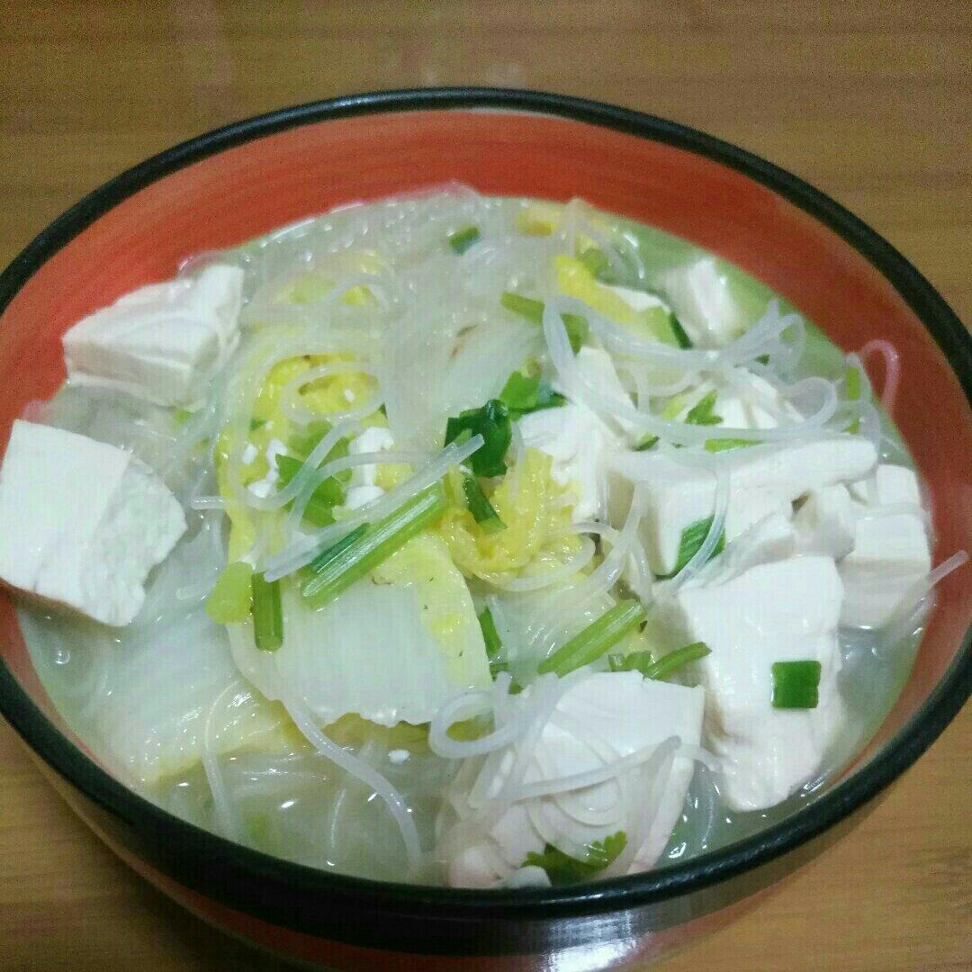 丸子娃娃菜粉丝汤