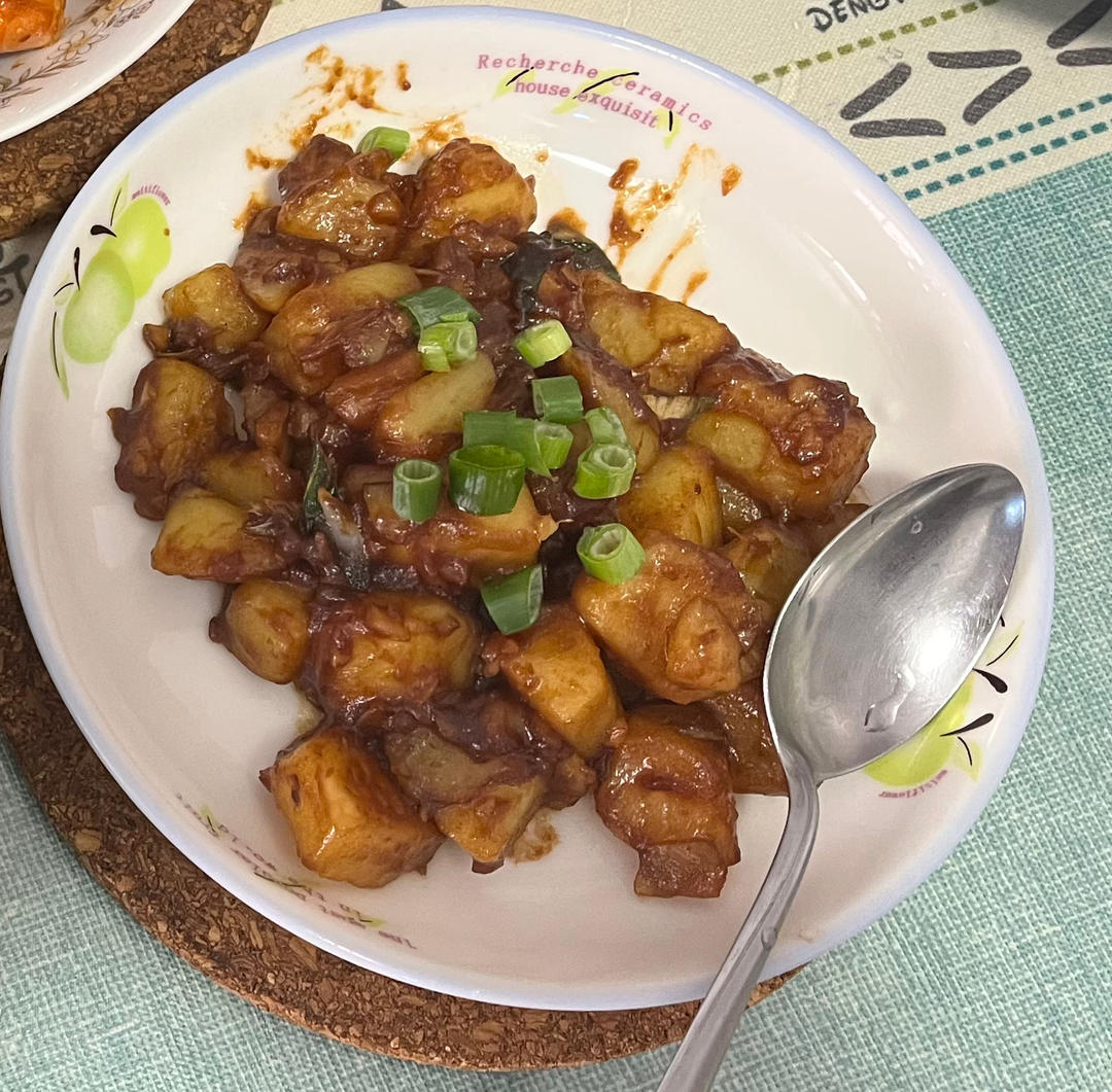 🔥巨下饭，软糯入味！比肉还好吃的红烧土豆
