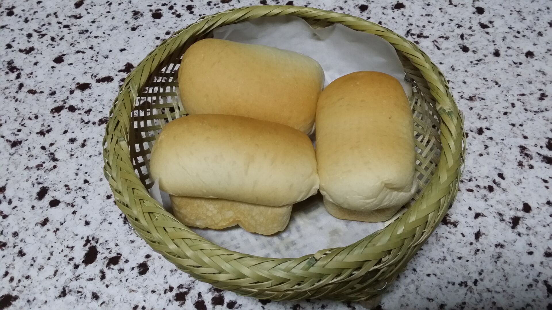最朴素的咸面包——无糖无蛋无奶无黄油(液种发酵)的做法
