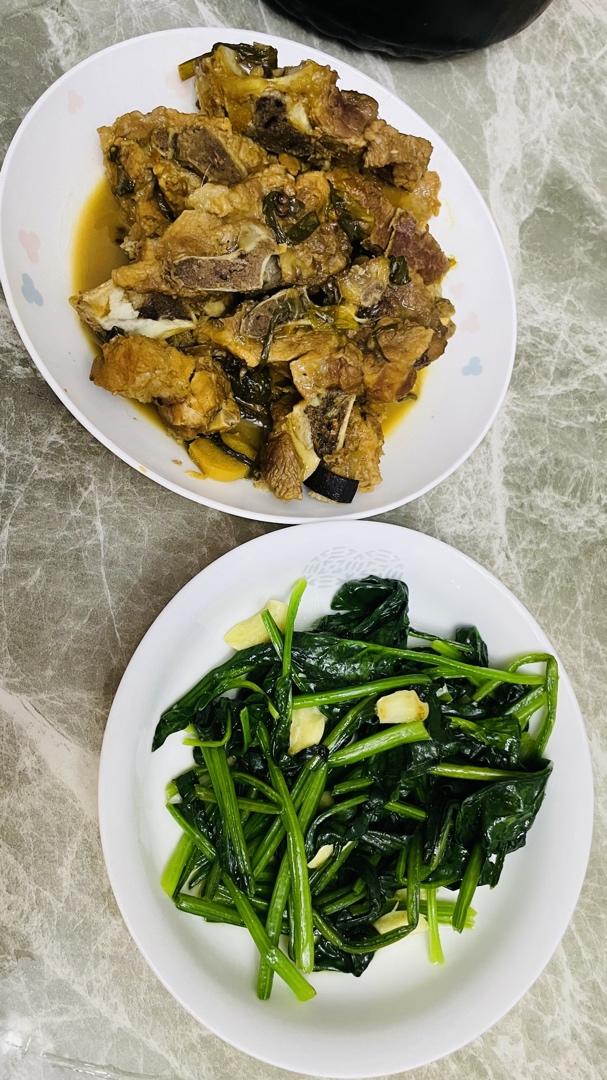 有滋有味香到吮指的酱骨架