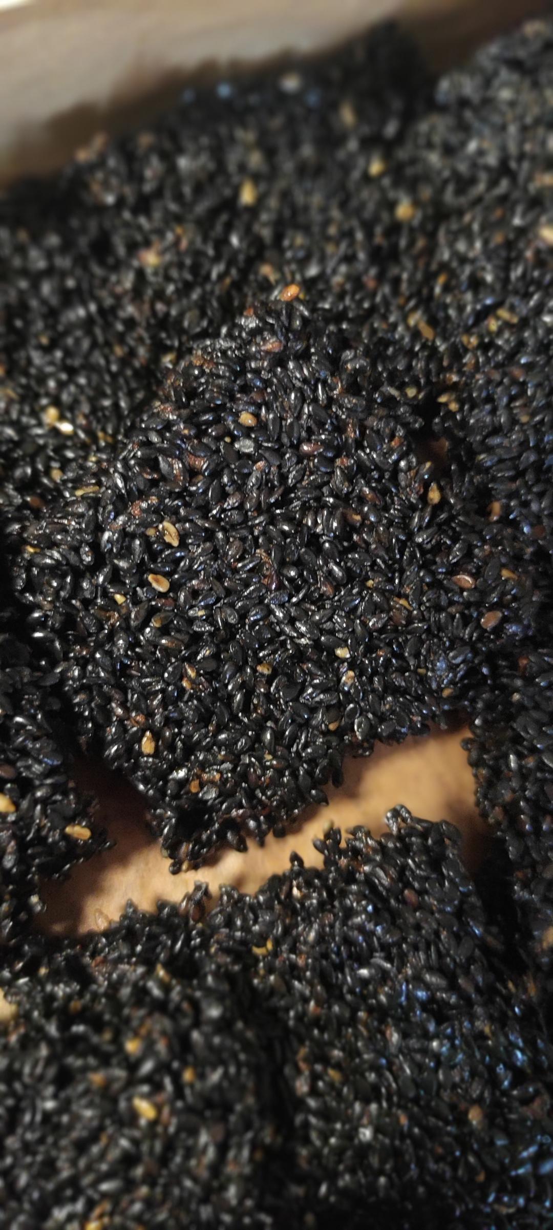 健康黑芝麻薄饼（仅需三步）