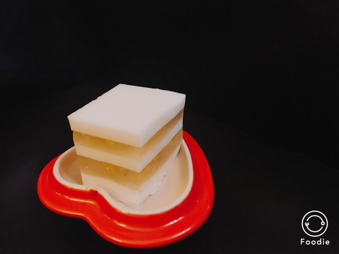 “会动的”椰汁桂花糕