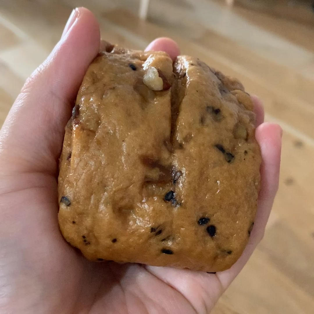 有料的红糖馒头（土豪包）