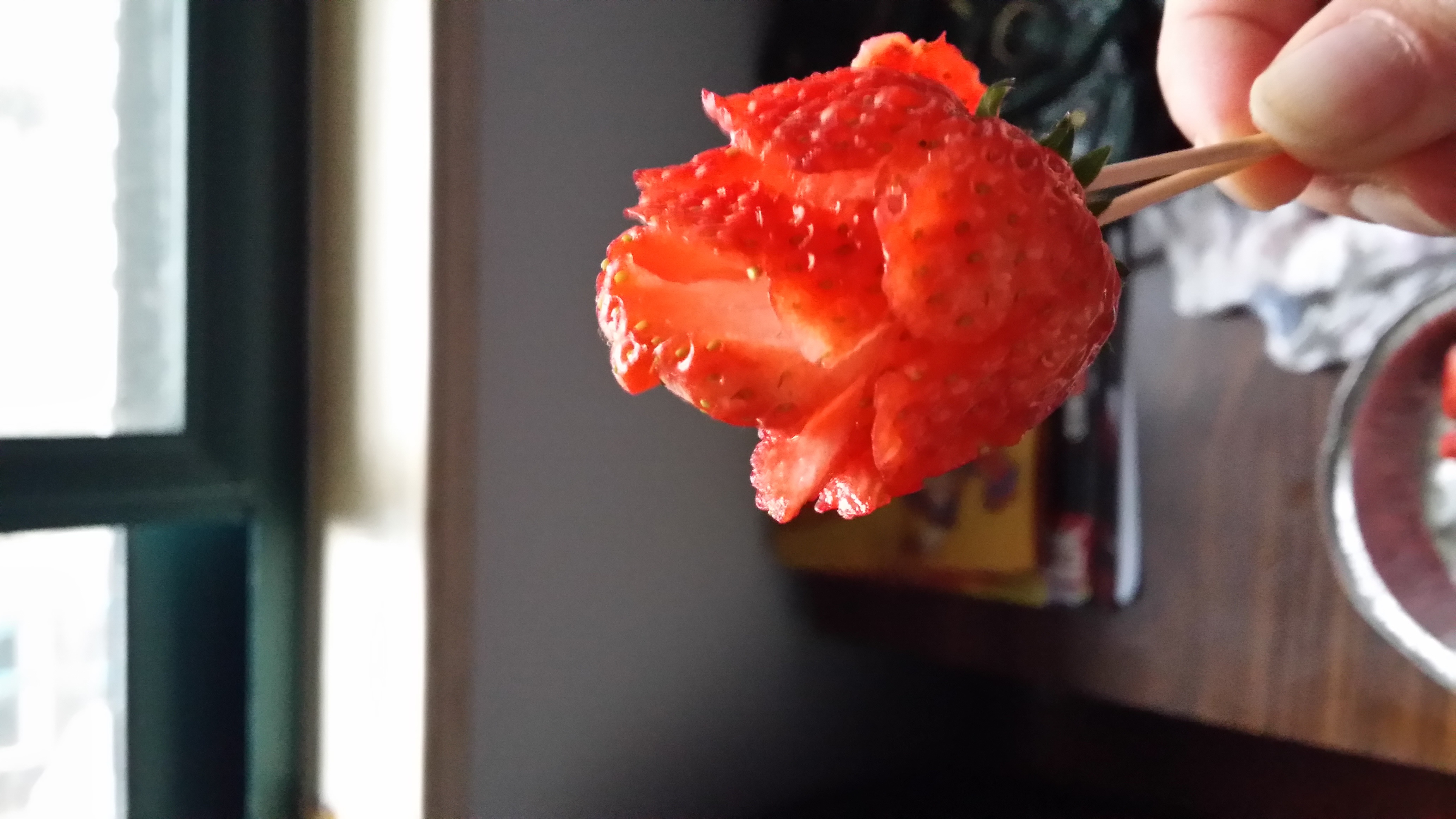 草莓玫瑰花