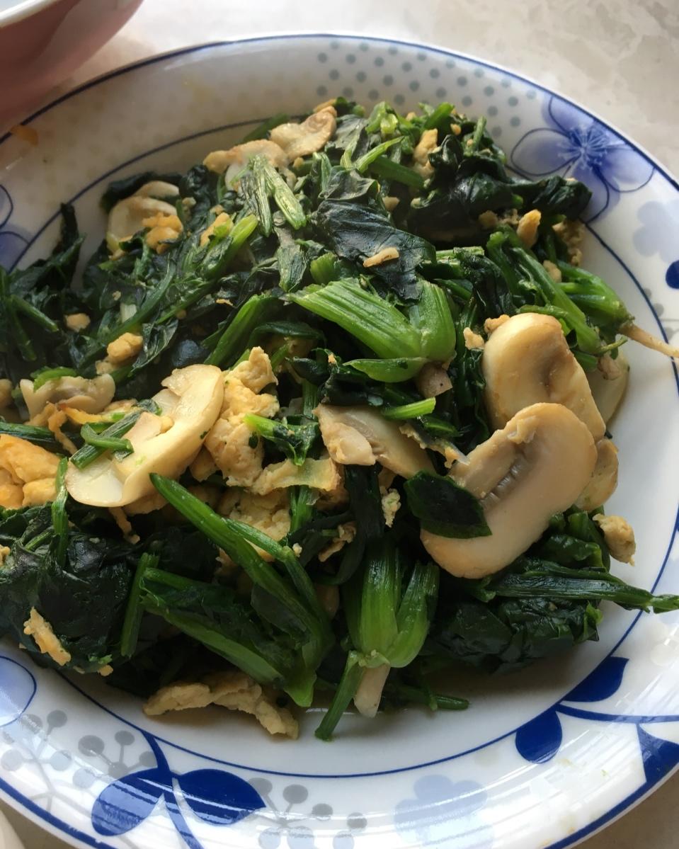 菠菜炒鸡蛋