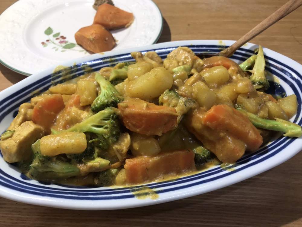 咖喱鸡胸·土豆胡萝卜西蓝花的做法