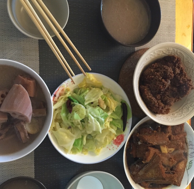 午餐•2015年2月19日