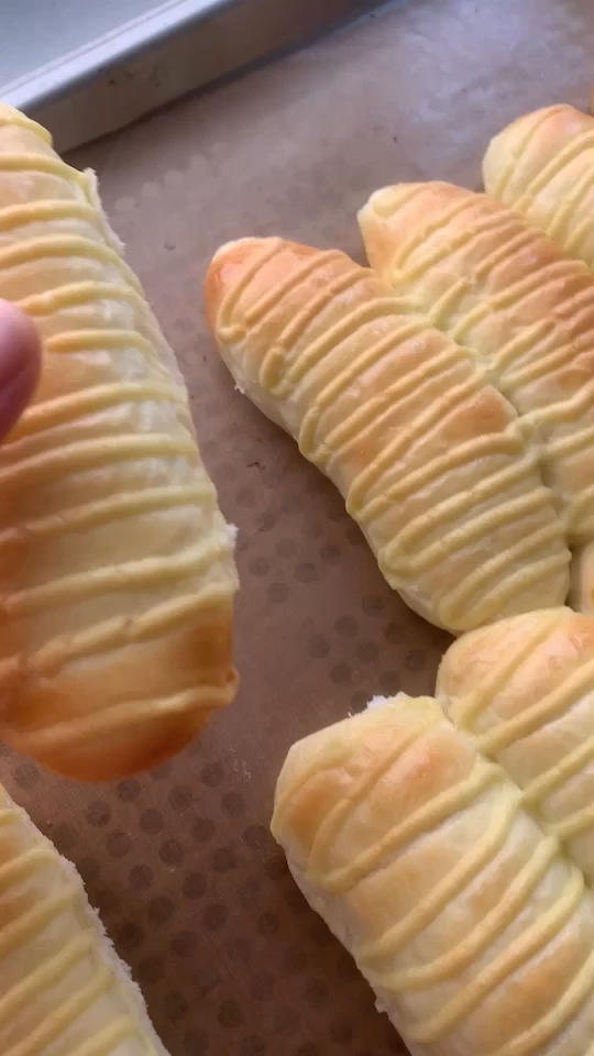 这毛毛虫，比面包店买的还好吃