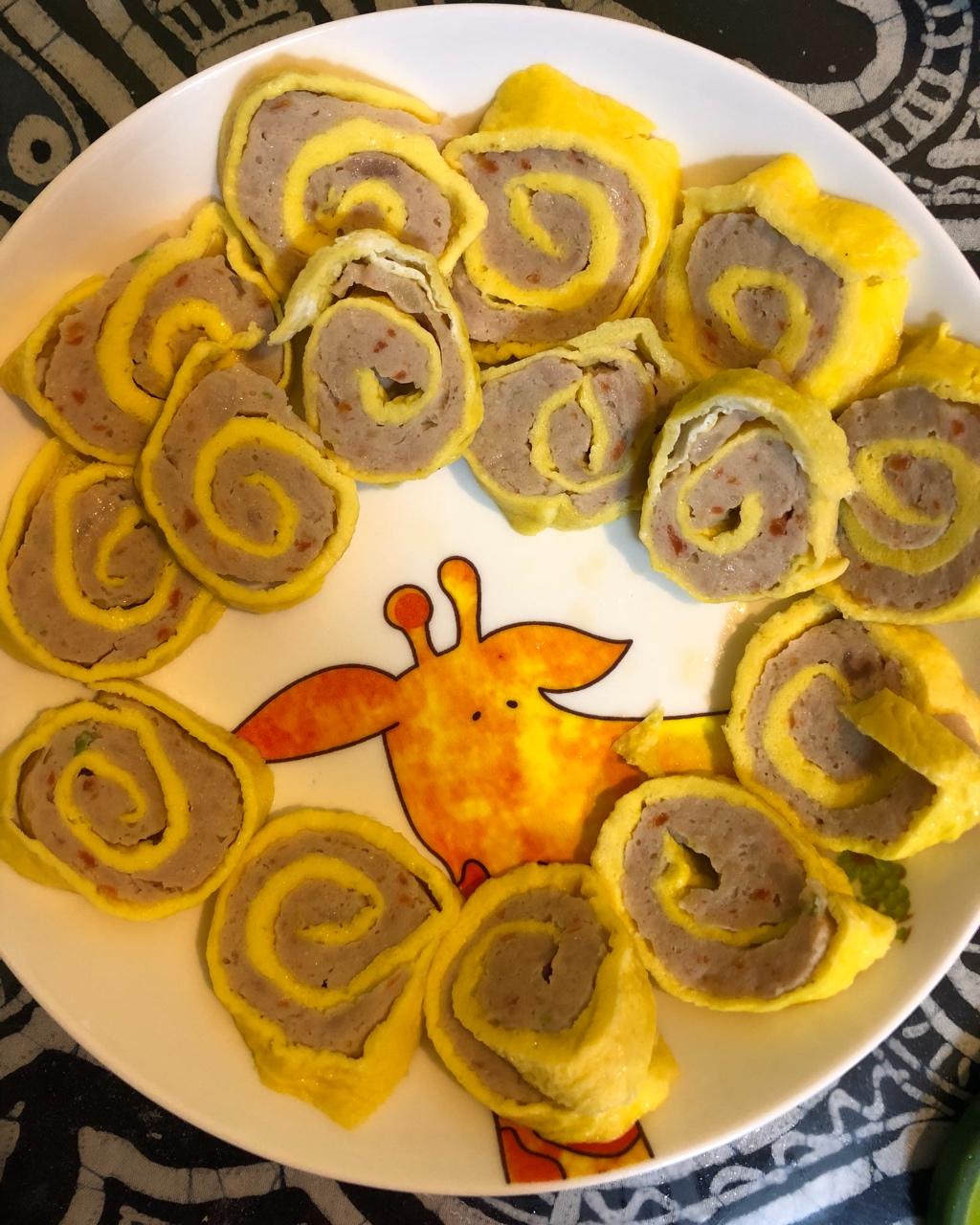 鸡蛋肉卷