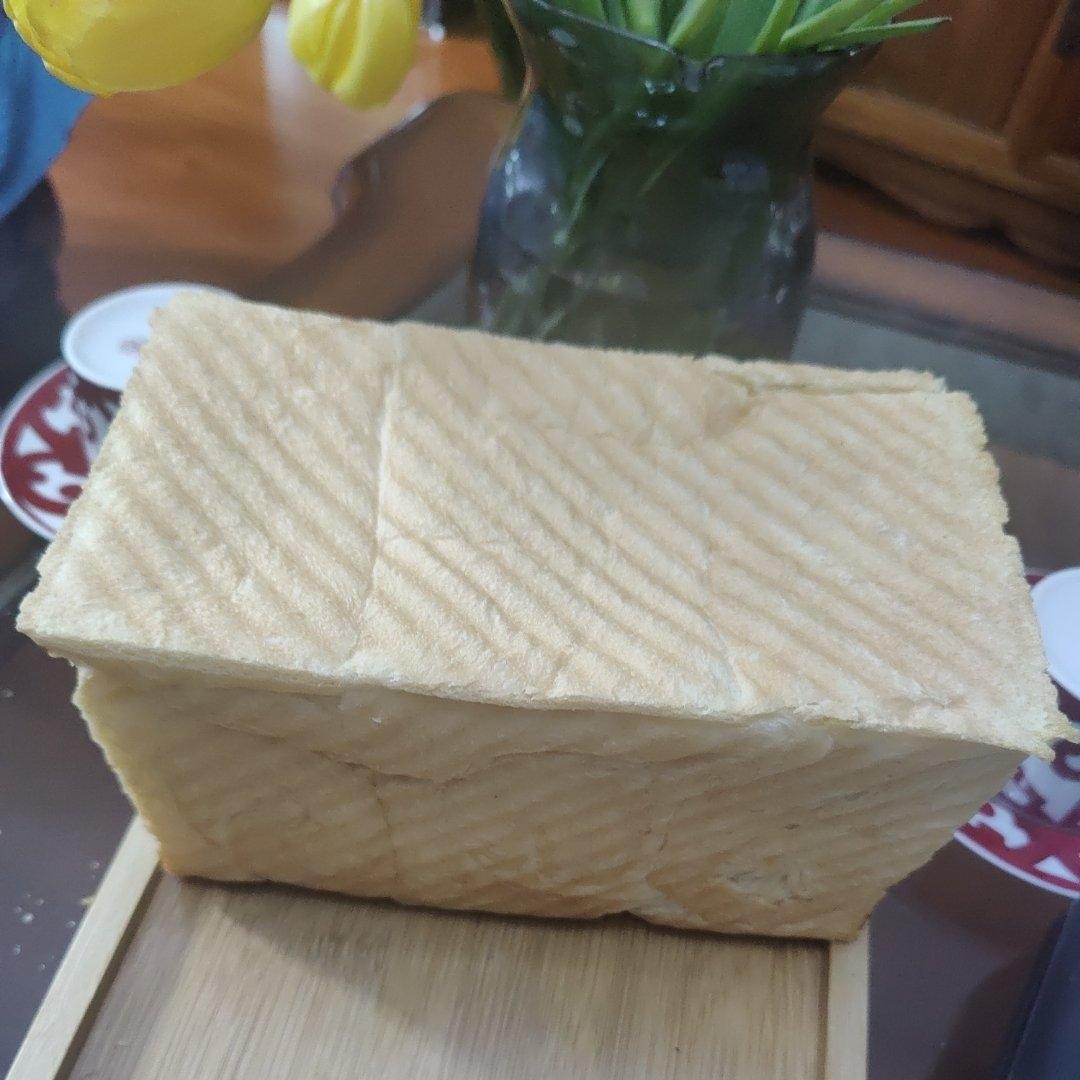 🍞消耗淡奶油吐司｜无黄油｜软绵绵｜奶香浓郁