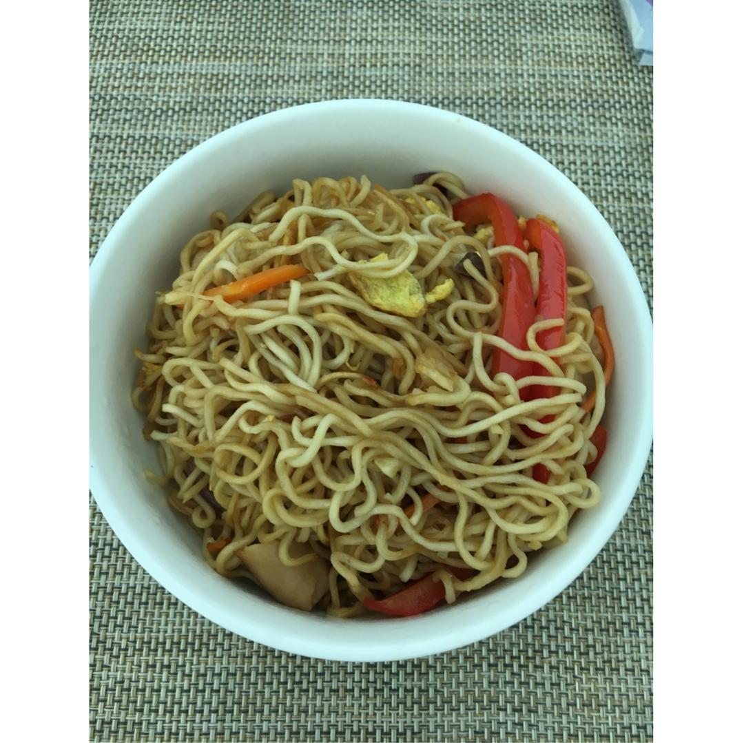 三丝炒面：炒面如何不粘锅
