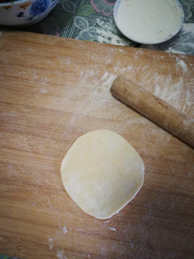 如何制作饺子皮