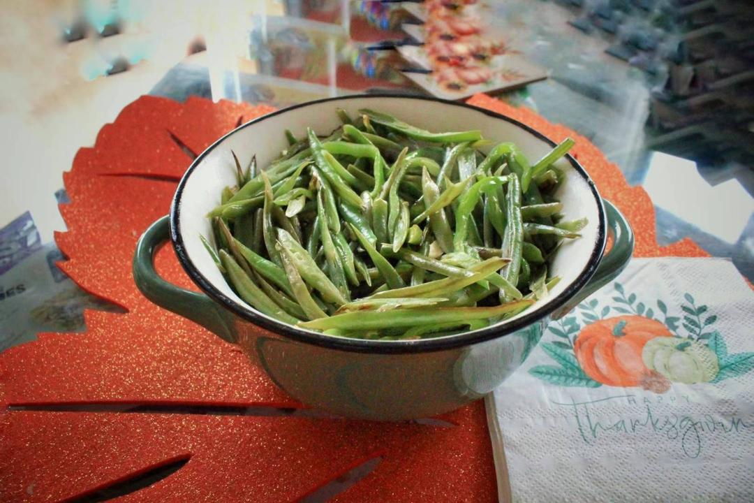 不吃不知道，一吃吓一跳的蒜香素炒豆角