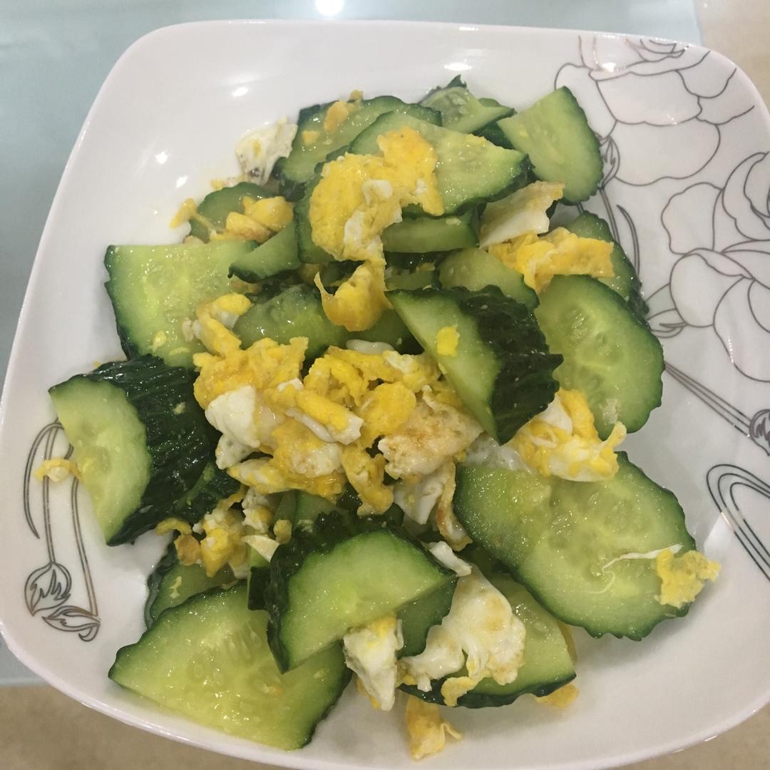 黄瓜炒鸡蛋