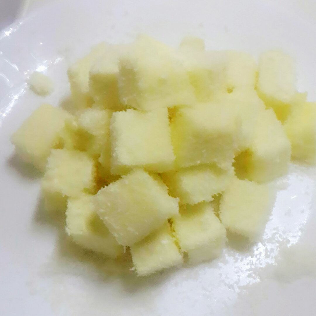 完胜85度C牛奶椰丝小方